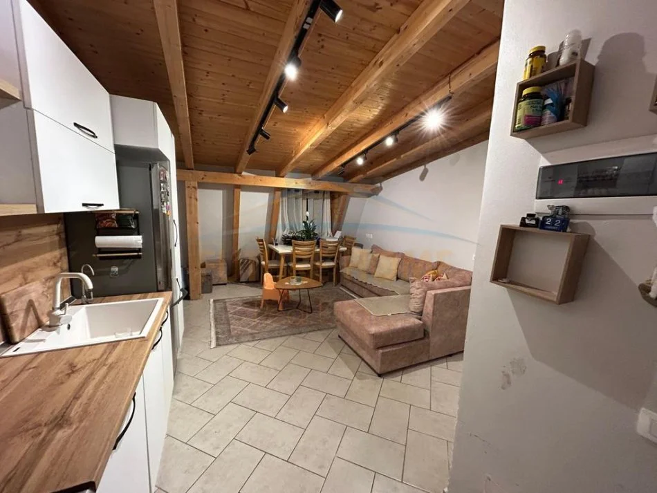 Durres, shitet apartament 2+1 , 88 m² 140.000 € (Vollga)