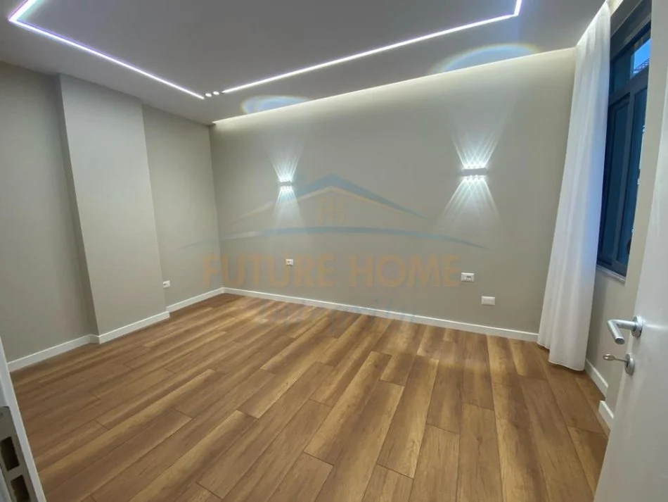 Tirane, shitet apartament 1+1 Kati 5, 61 m² 135.000 € (21 Dhjetori)