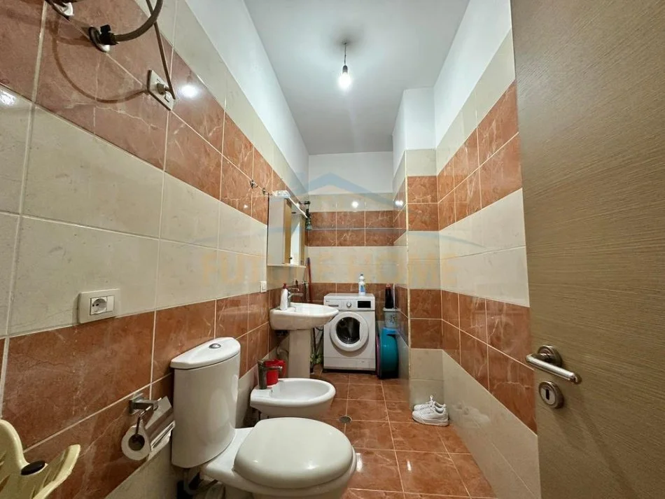 Shitet apartament 2+1+2  Kati 2, 142.35 m² 120000€ (KAMEZ)