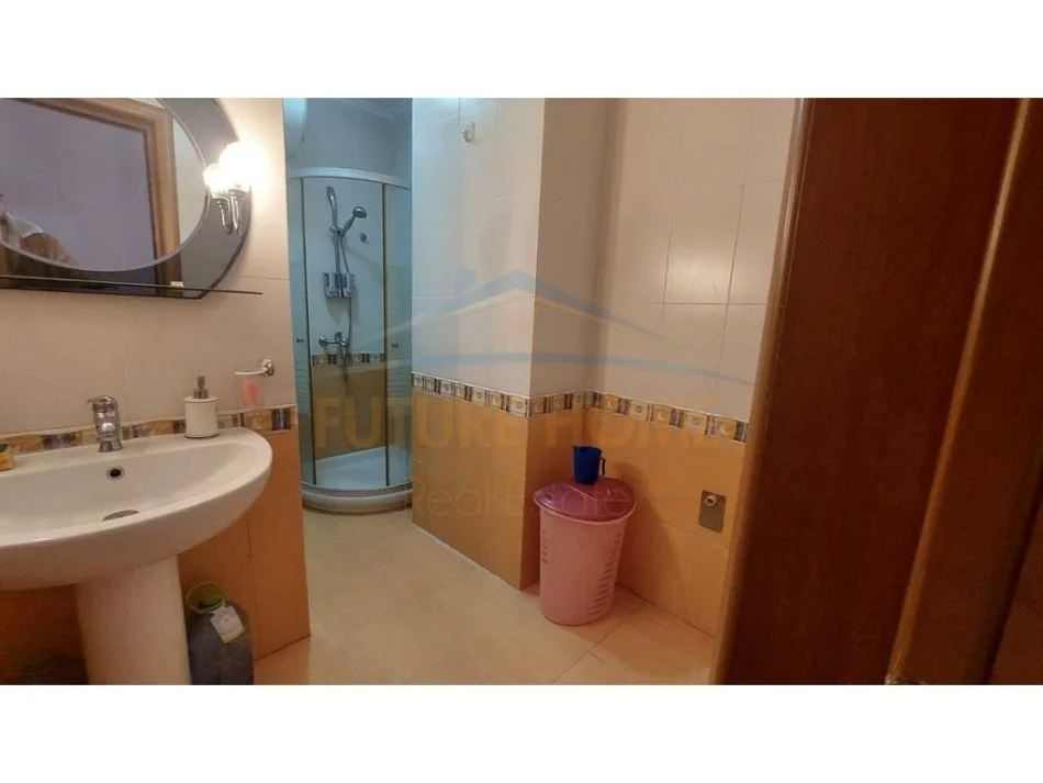 Durres, shitet apartament 2+1 Kati 3, 92 m² 80.000 € (golem)