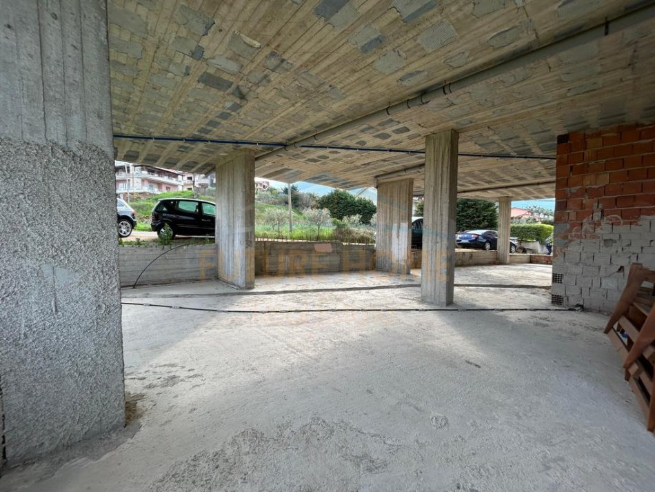 Durres, shitet ambjent biznesi Kati 0, 252 m² 201.600 € (Plepa Durres)