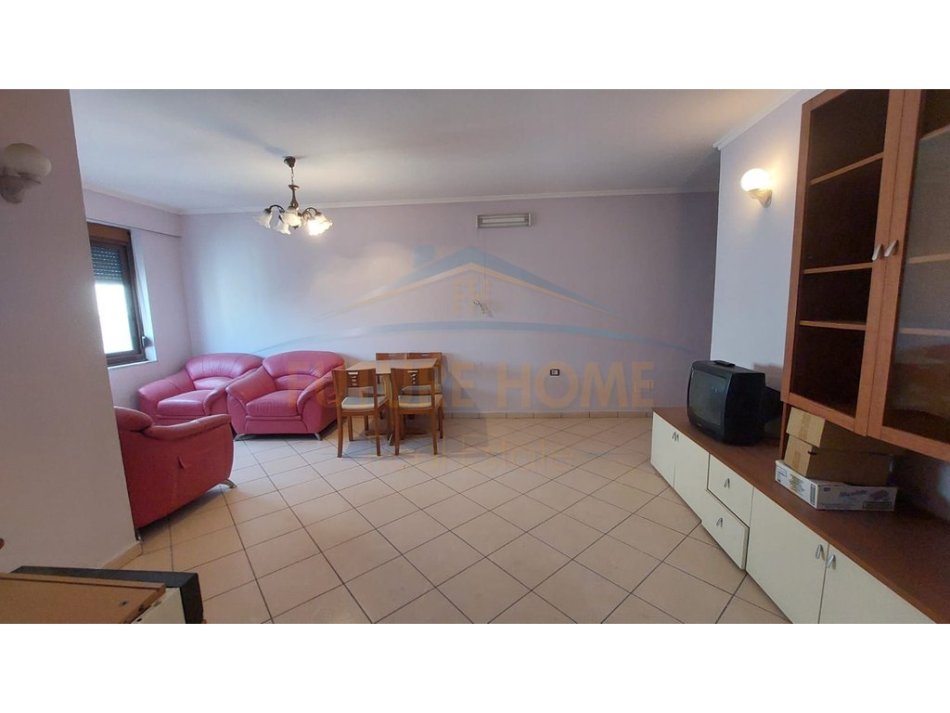 Durres, shitet apartament 2+1 Kati 3, 92 m² 80.000 € (golem)