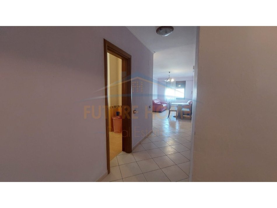 Durres, shitet apartament 2+1 Kati 3, 92 m² 80.000 € (golem)