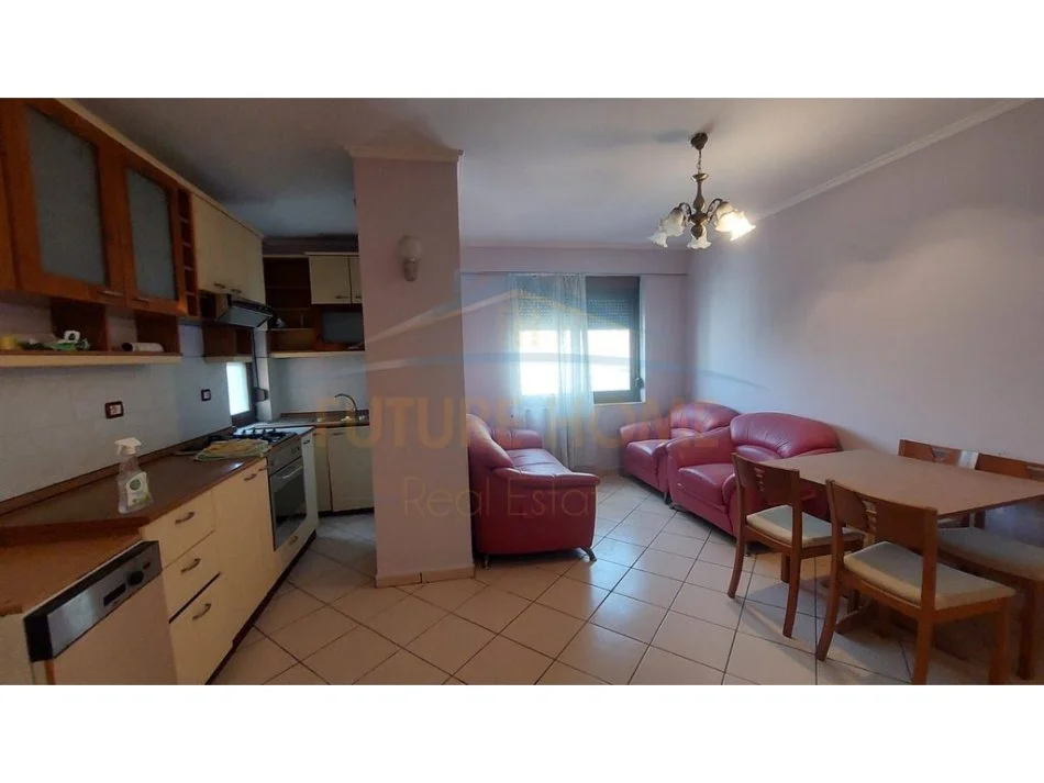 Durres, shitet apartament 2+1 Kati 3, 92 m² 80.000 € (golem)