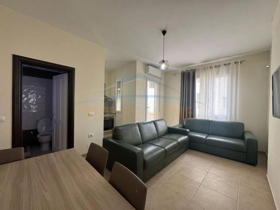 Durres, shitet apartament 1+1 Kati 3, 82 m² 80.000 € (GJIRI I LALEZIT)