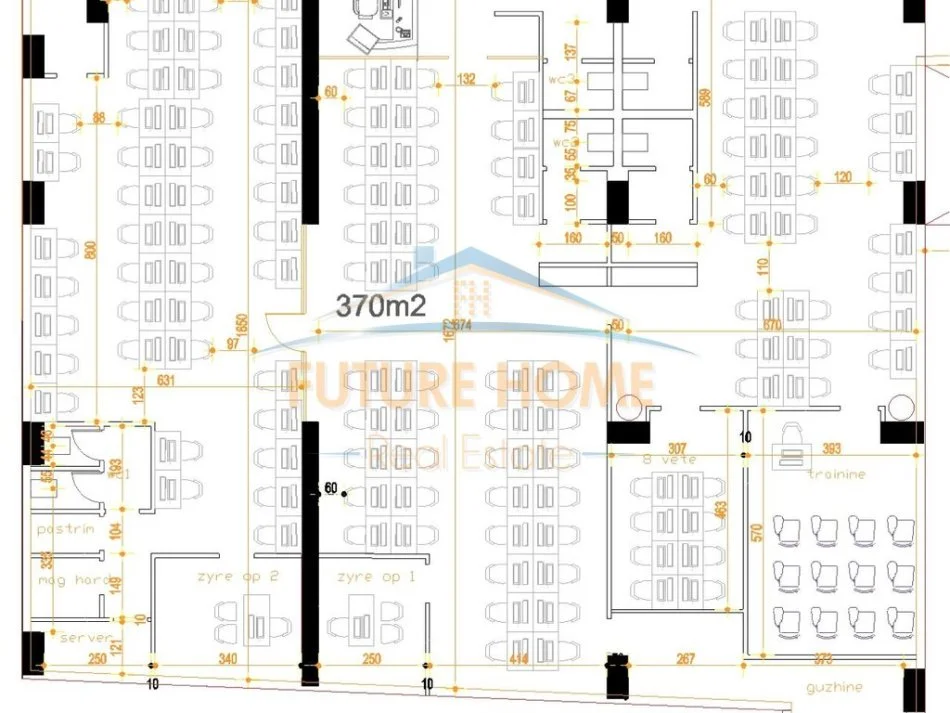 Qira, Ambient Biznesi, Komuna e Parisit