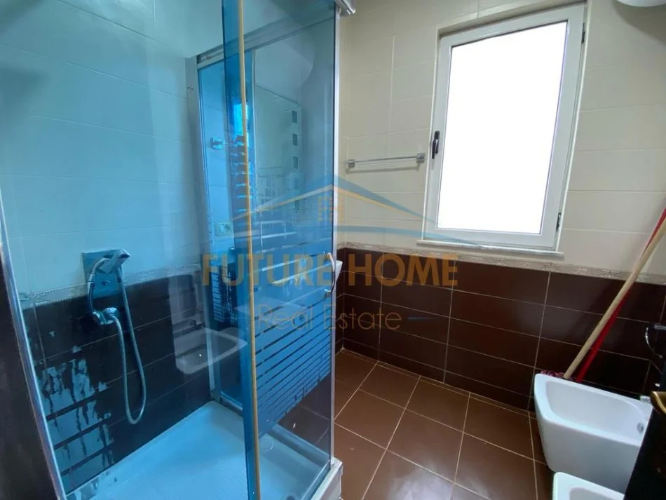 Tirane, jepet me qera apartament 2+1 Kati 4, 100 m² 600 € 