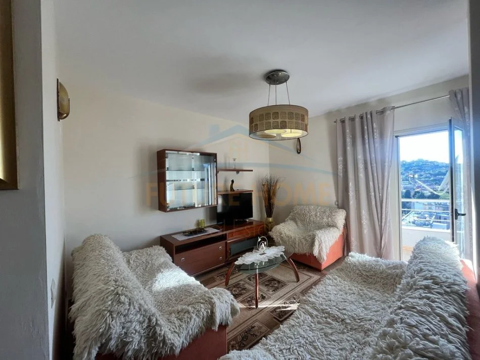 Durres, jepet me qera apartament 2+1+Aneks+Ballkon Kati 11, 175 m² 500 € (Muzeu i Deshmoreve, Durres)