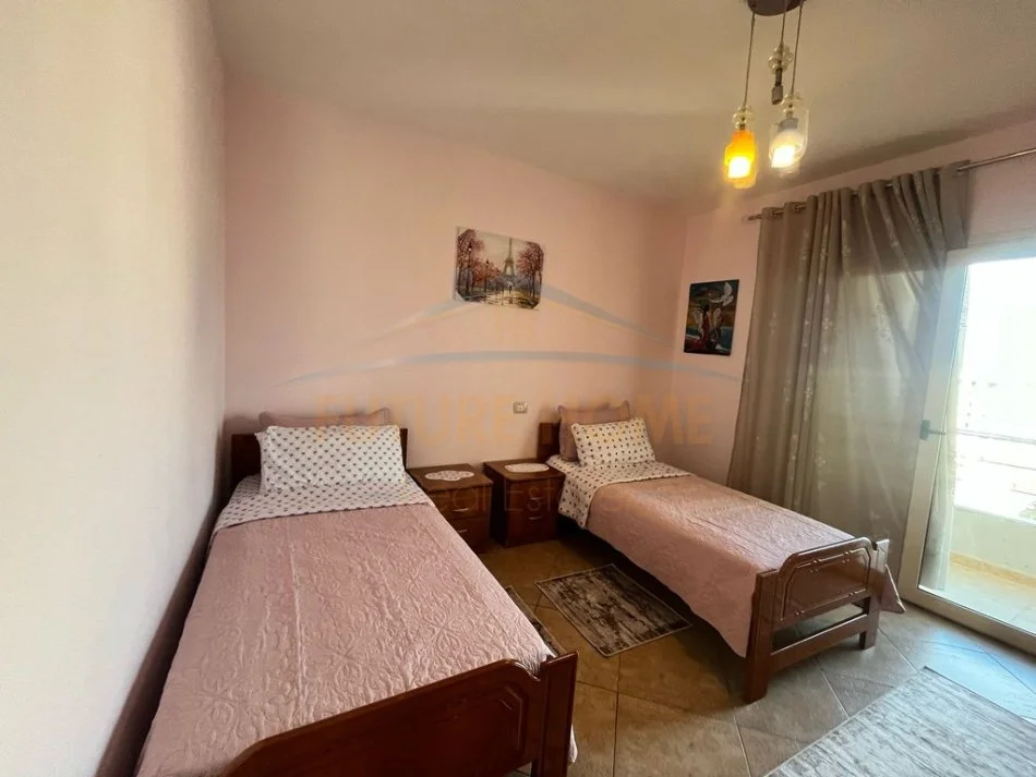 Durres, jepet me qera apartament 2+1+Aneks+Ballkon Kati 11, 175 m² 500 € (Muzeu i Deshmoreve, Durres)