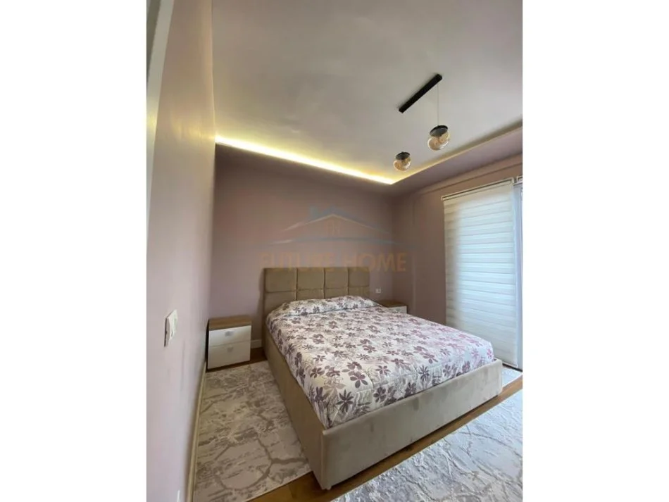 Tirane, shitet apartament 3+1+Ballkon Kati 9, 122 m² 248.000 € (Rruga e Kavajës,Tirane.)