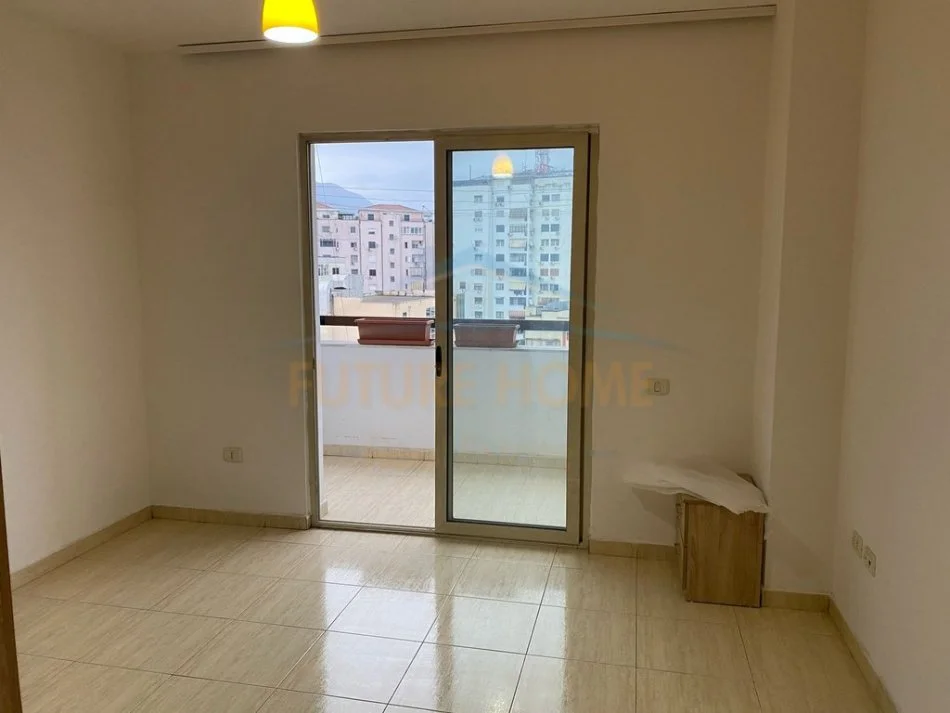 Tirane, jepet me qera apartament 2+1 Kati 9, 100 m² 550 € 