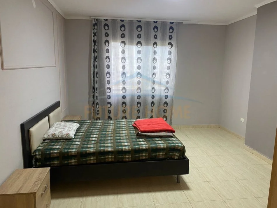 Tirane, jepet me qera apartament 2+1 Kati 9, 100 m² 550 € 