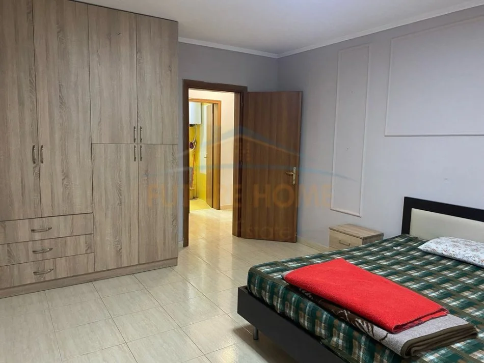 Tirane, jepet me qera apartament 2+1 Kati 9, 100 m² 550 € 