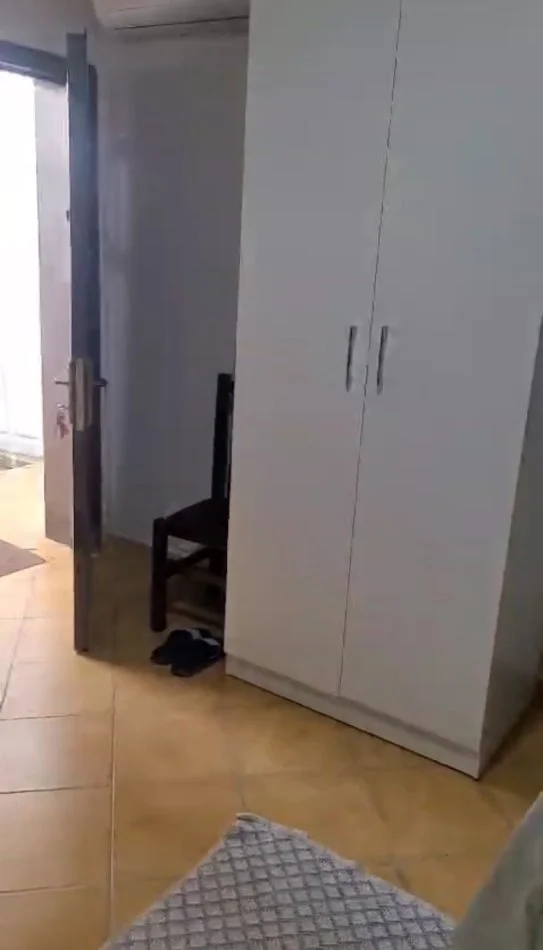 Tirane, jepet me qera garsonier 1+1 Kati 1, 40 m² 250 € (Materniteti i Ri)