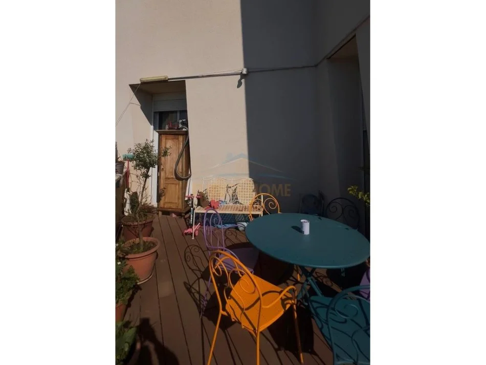 Tirane, shitet apartament 2+1+Ballkon Kati 11, 126 m² 238.000 € (Ish Parku i Autobuzave)