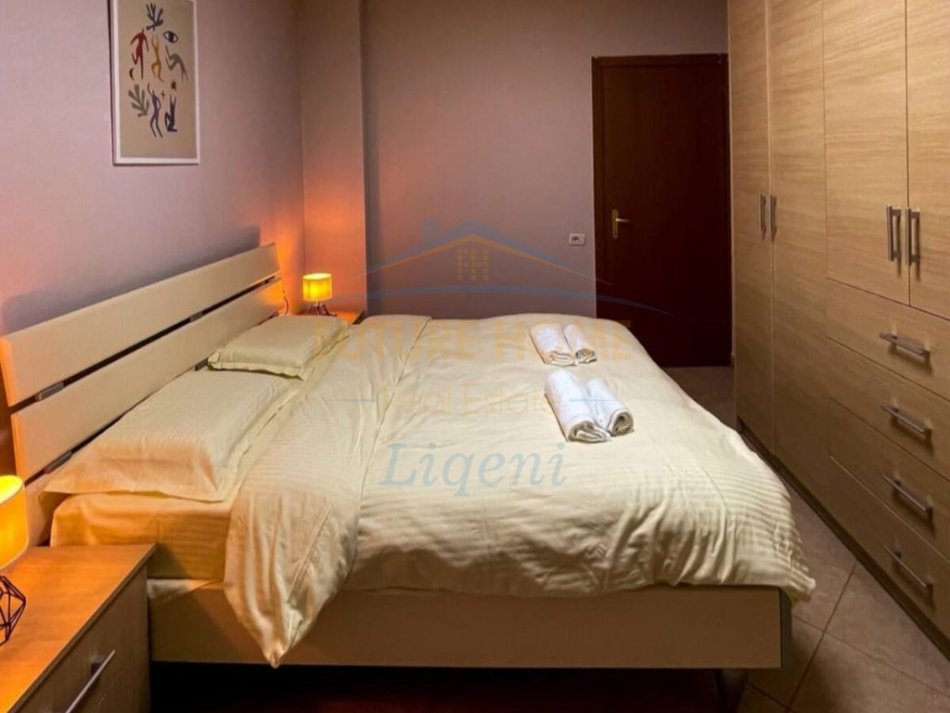 Tirane, jepet me qera apartament 1+1 Kati 3, 61 m² 600 € (Selvia, Tirane)