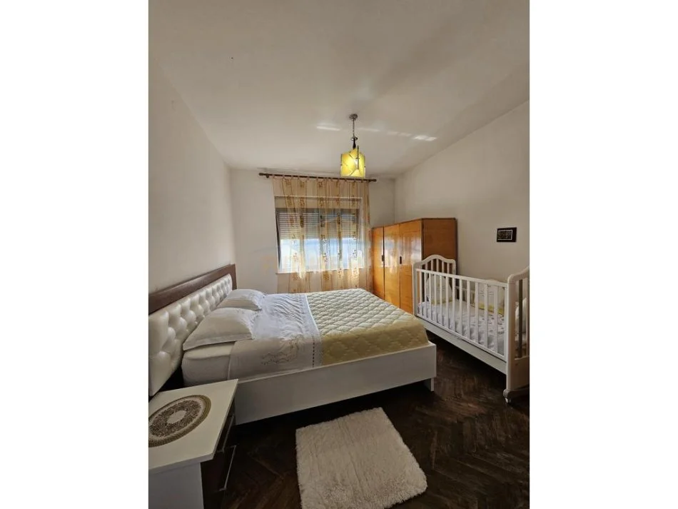 Durres, shitet apartament 2+1+Ballkon Kati 2, 95 m² 85.000 € (shkozet)