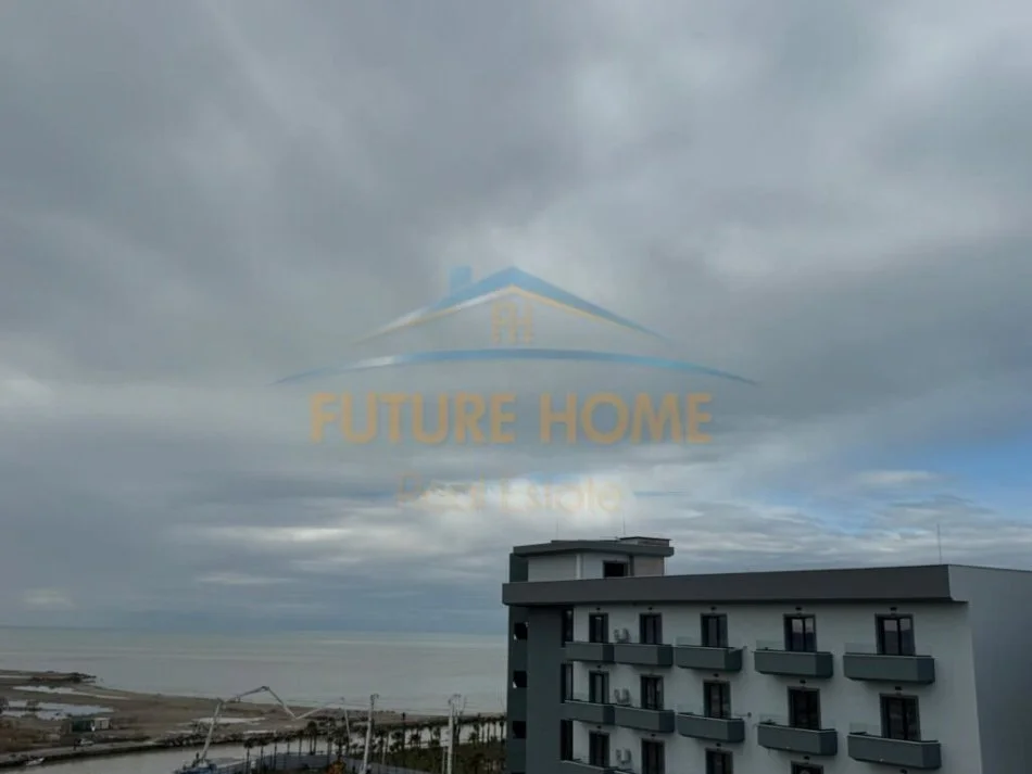 Qerret, shitet apartament 1+1 Kati 7, 81 m² 129.760 € (Kavaje)