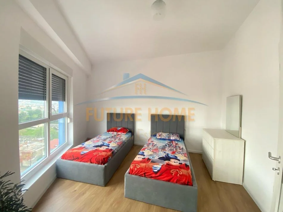 Tirane, jepet me qera apartament 2+1 Kati 7, 65 m² 500 € (Ali Dem)