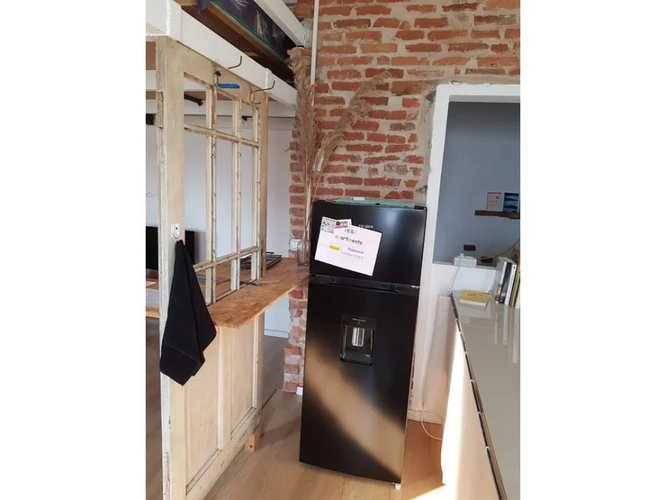 Tirane, jepet me qera apartament 1+1 Kati 3, 50 m² 550 € (Rruga e Kavajes)