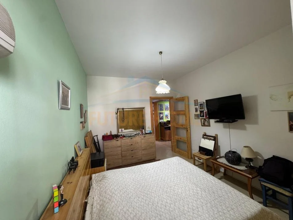 Tirane, shitet apartament 2+1+Ballkon Kati 3, 107 m² 250.000 € (Kodra e Diellit)