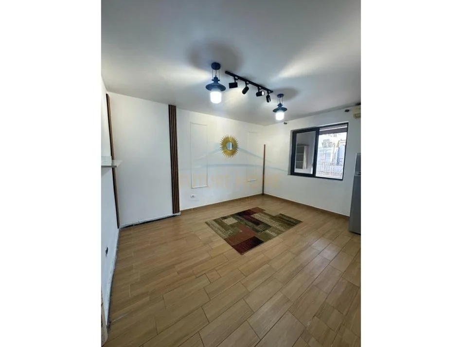 Durres, shitet apartament 1+1+Ballkon Kati 2, 59 m² 77.000 € (ZJARRFIKSJA)