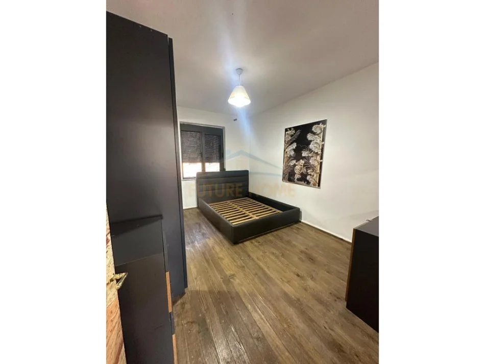 Durres, shitet apartament 1+1+Ballkon Kati 2, 59 m² 77.000 € (ZJARRFIKSJA)