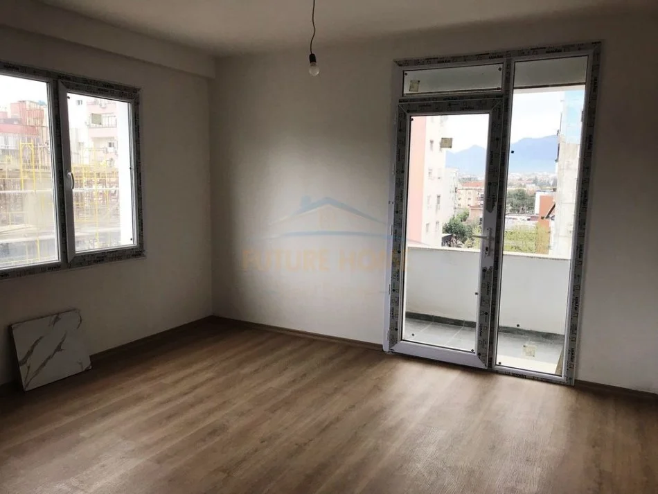 Tirane, jap me qera apartament 2+1 Kati 6, 95 m² 500 € (DRITAN HOXHA)