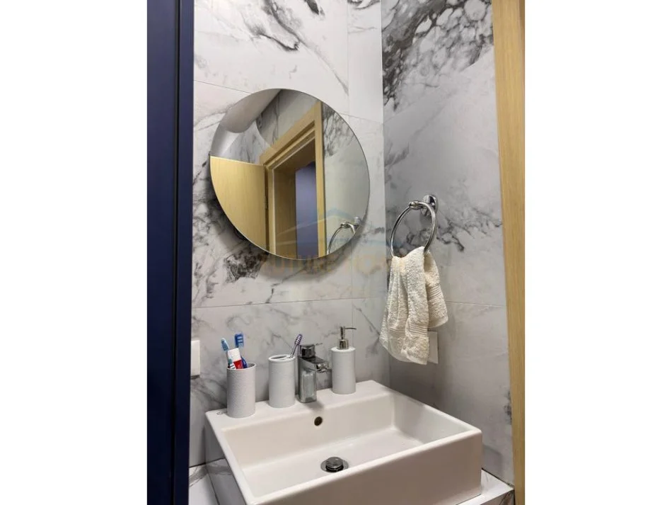 Durres, shitet apartament 2+1+Ballkon Kati 2, 160.000 € (Shkembi i Kavajes, Durres)