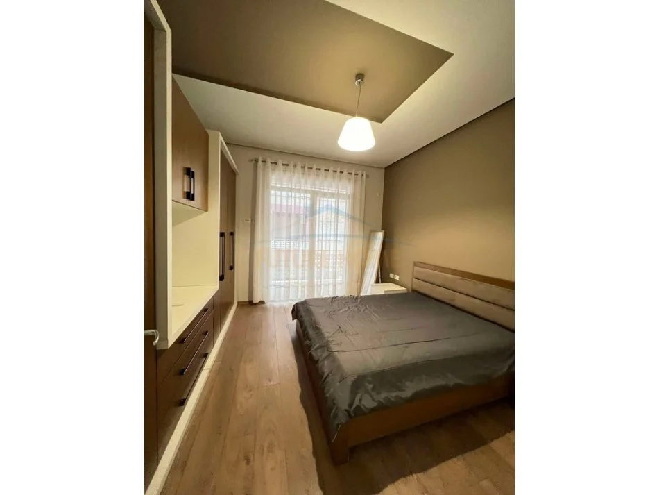 Tirane, shitet apartament 1+1+Aneks+Ballkon Kati 5, 82 m² 165.000 € (KOPSHTI BOTANIK)