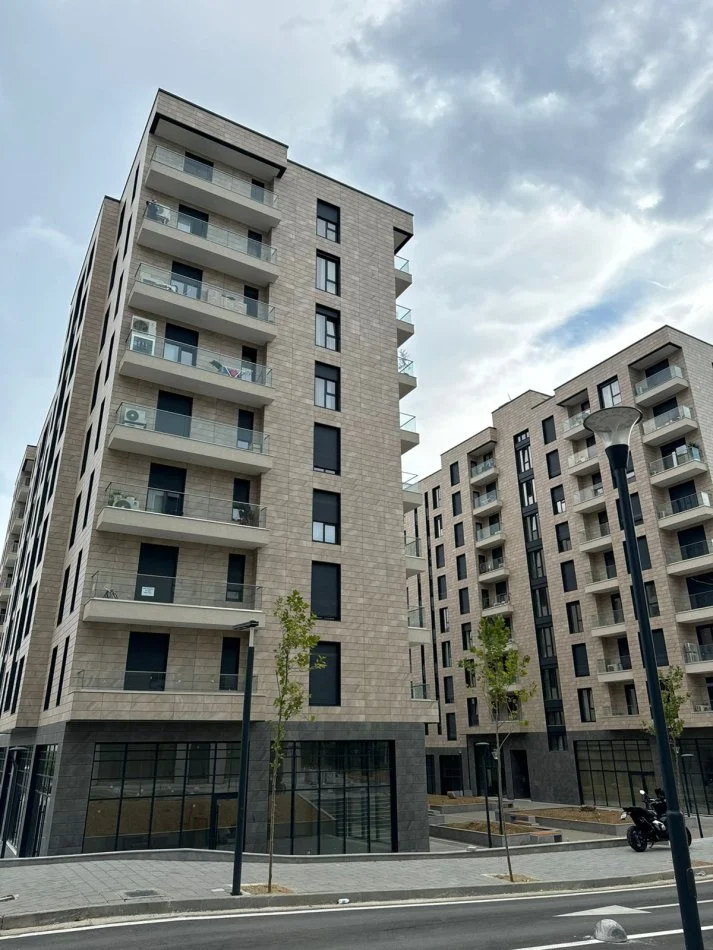 Tirane, shitet apartament 1+1+Ballkon Kati 2, 64 m² 110.000 € (Porcelan)