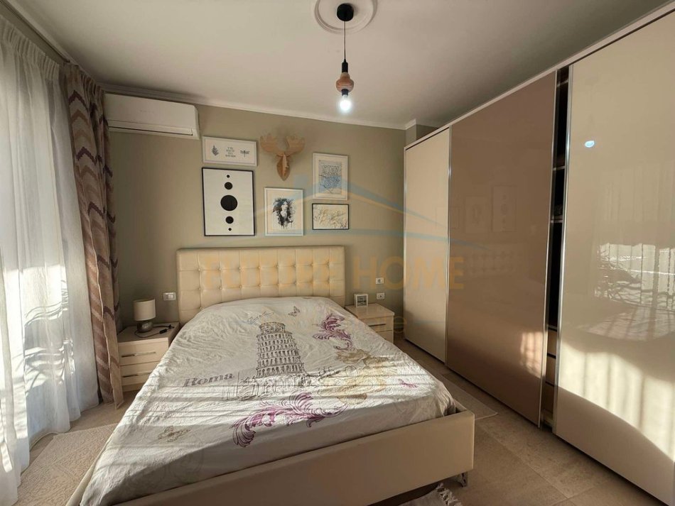 Shitet, Apartament 2+1+2, Liqeni i Thate.