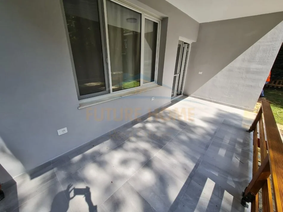 Durres, shitet apartament 2+1+Ballkon Kati 0, 100 m² 210.000 € (QERRET MAREA RESORT)