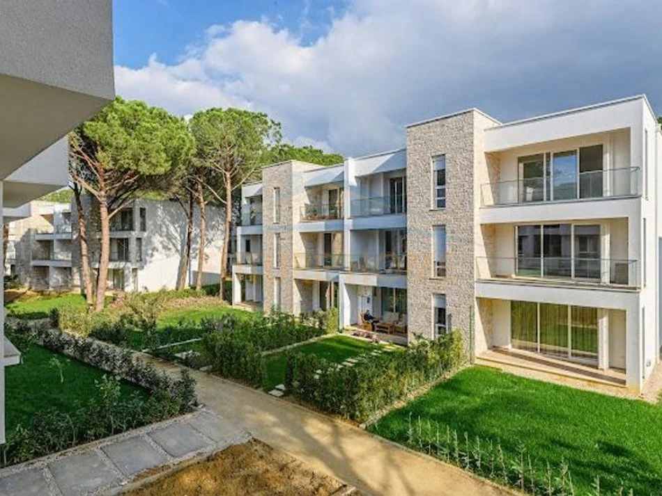 Durres, shitet apartament 1+1+Ballkon Kati 1, 77 m² 249.280 € (San Pietro Residence Gjiri i Lalezit)