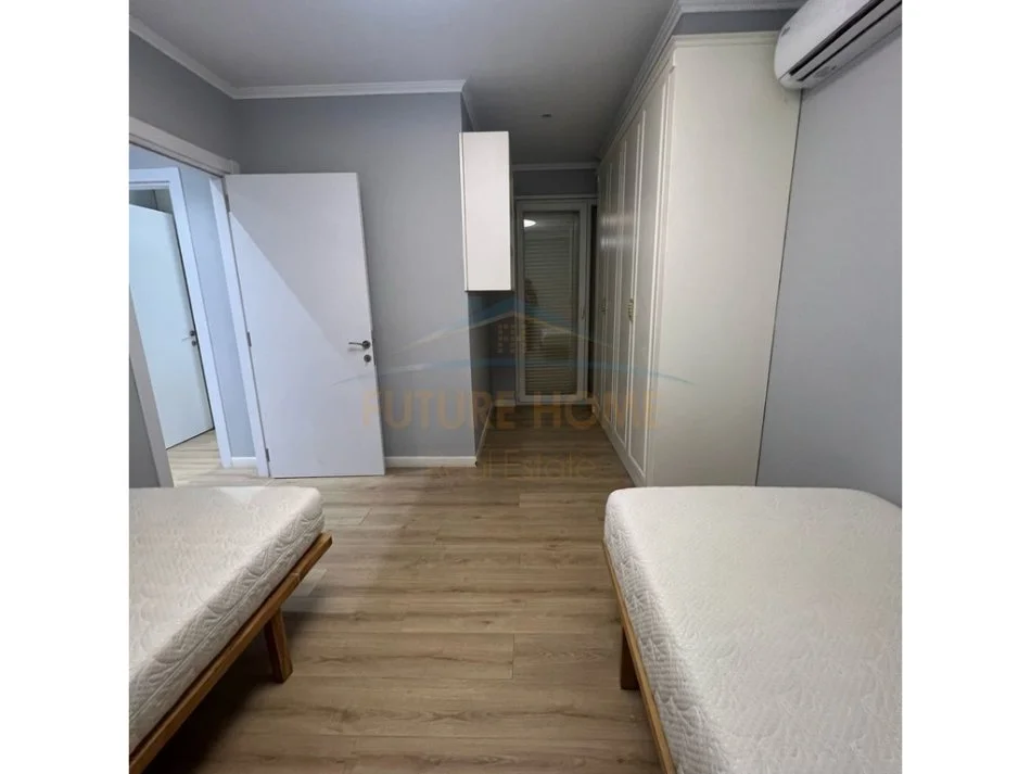 Tirane, jepet me qera apartament 2+1 Kati 3, 77 m² 650 € (Pallati me Shigjeta)