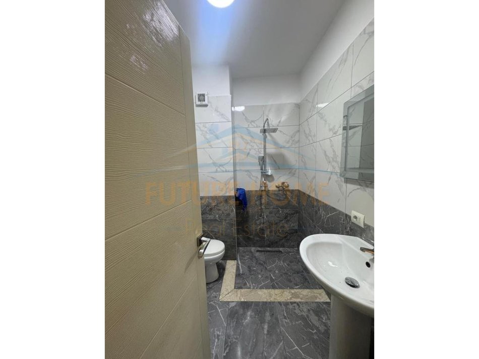 Tirane, shitet apartament 1+1+Aneks+Ballkon Kati 6, 70 m² 140.000 € (Rruga 5 Maji)