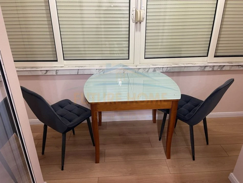 Tirane, jepet me qera apartament 1+1 Kati 2, 65 m² 650 € 