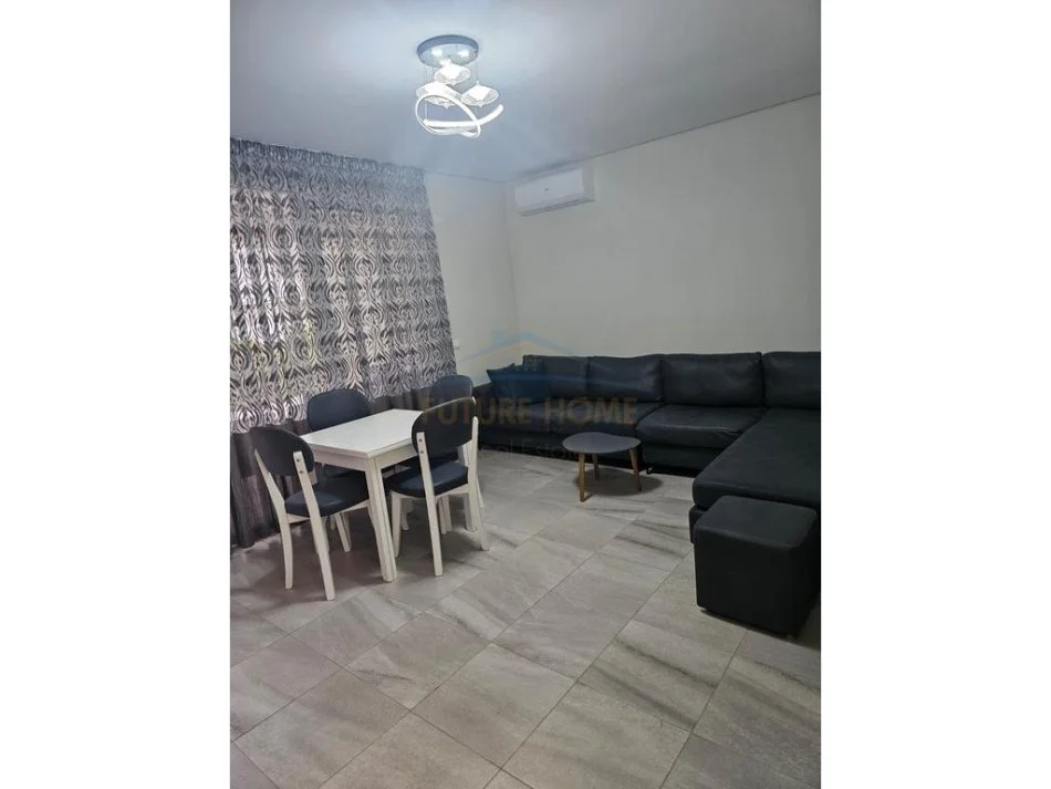 Durres, shitet apartament 2+1+Ballkon Kati 0, 90 m² 270.000 € (san pietro)