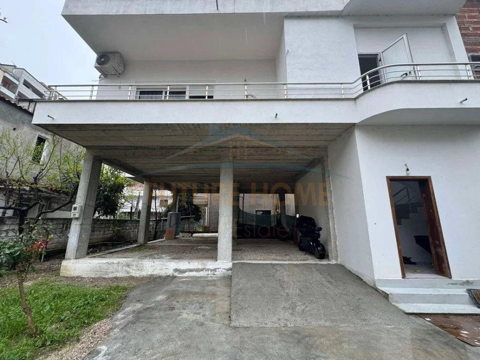 Tirane, jepet me qera apartament 2+1 Kati 1, 100 m² 650 € (Unaza e Re)