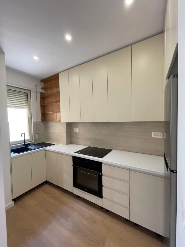 Vlore, shitet apartament 1+1 Kati 2, 59 m² 160.000 € (Vlore, Uje i Ftohte)