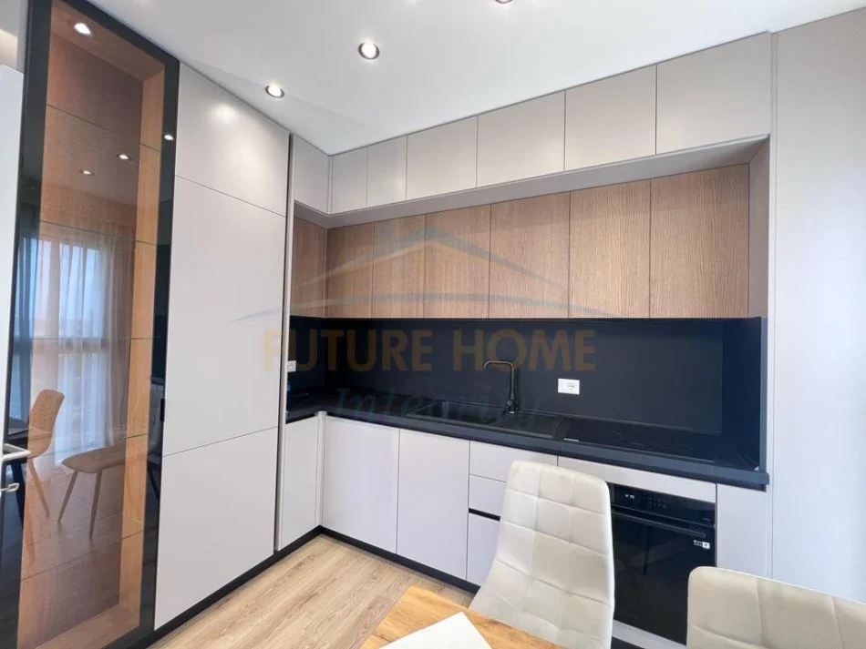 Tirane, jap me qera apartament 1+1 Kati 6, 70 m² 600 € (Bulevardi i Ri)