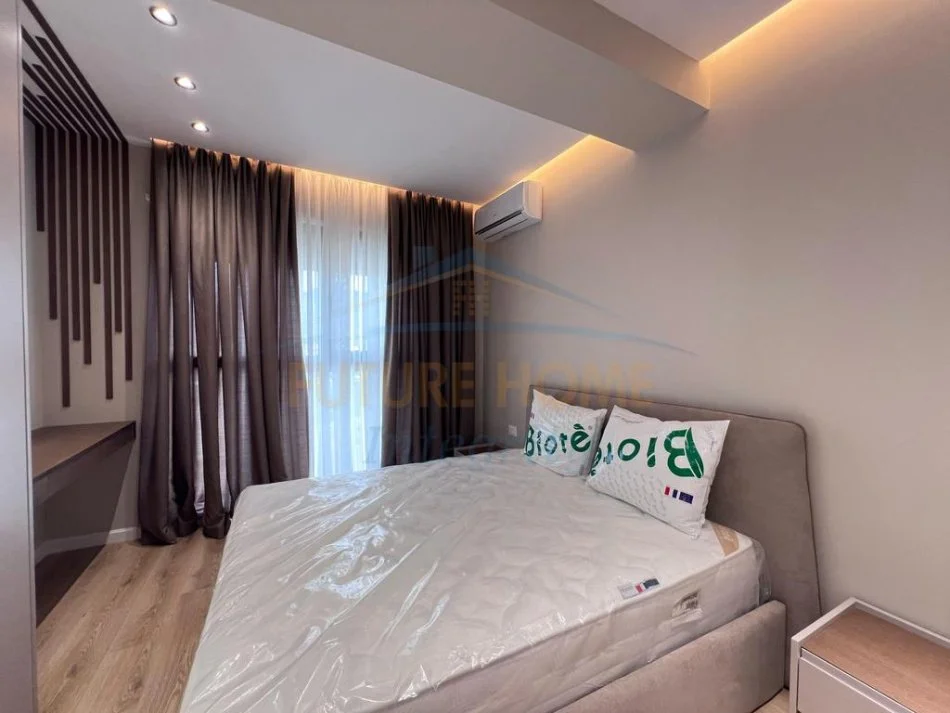 Tirane, jepet me qera apartament 1+1+Ballkon Kati 6, 70 m² 600 € (Bulevardi i Ri)