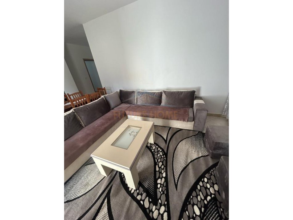 ALF51957 Tirane, jepet me qera apartament 2+1 Kati 3, 87 m² 380 € (Shkoze)