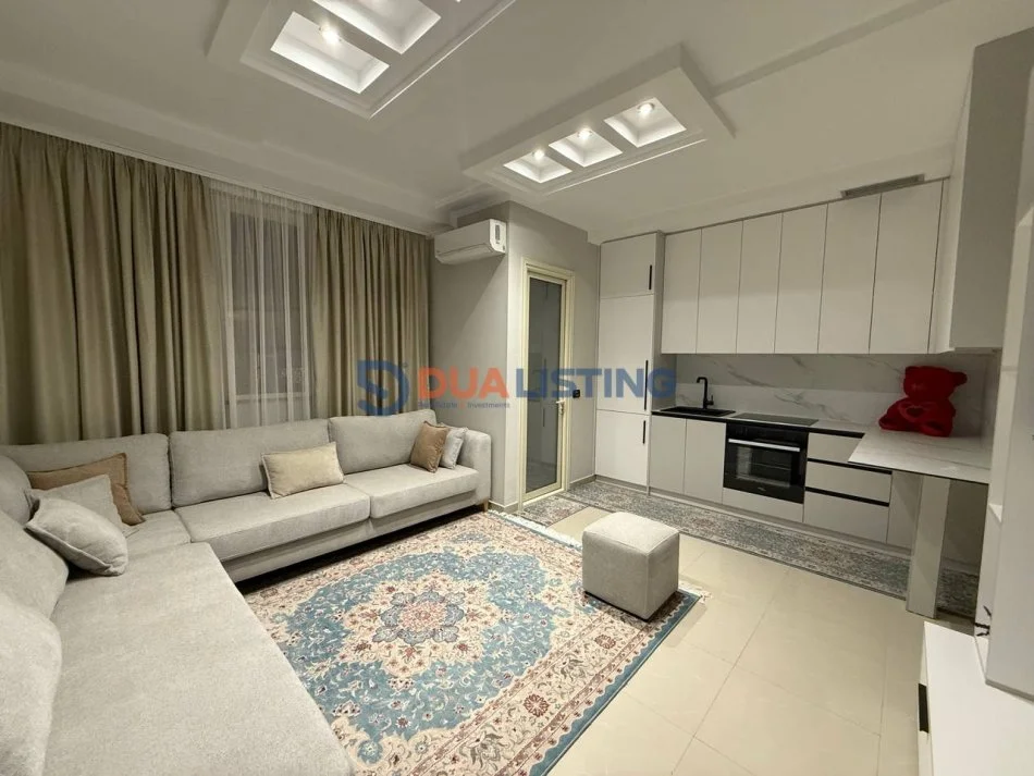 Tirane, jepet me qera apartament 2+1+Ballkon Kati 2, 80 m² 550 € (Rruga Besa)