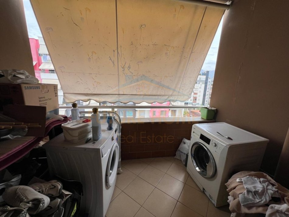 Tirane, shitet apartament 2+1 , 91 m² 140.000 € (Rruga Foto Xhavella)
