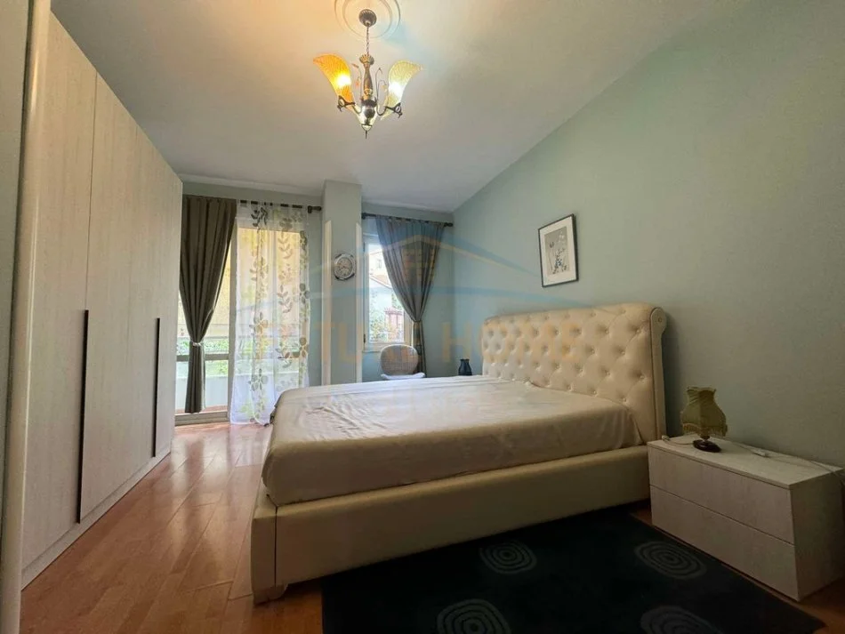 Tirane, jepet me qera apartament 2+1 Kati 2, 96 m² 550 € (Kodra e Diellit)