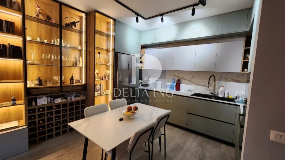 Tirane, shitet apartament 2+1+Aneks+Ballkon Kati 1, 106 m² 206.000 € (Tregu i ri Elektrik)