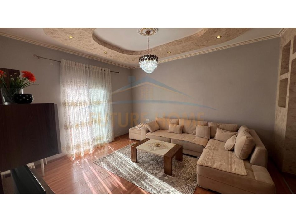 Qera, Apartament 2+1, Sanatorium 400 €