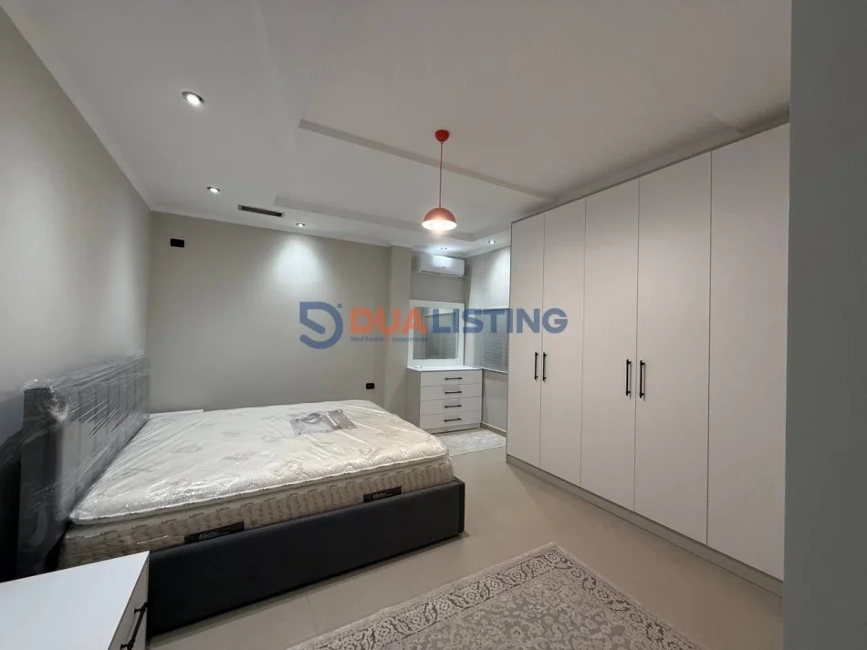 Tirane, jepet me qera apartament 2+1+Ballkon Kati 2, 80 m² 550 € (Rruga Besa)