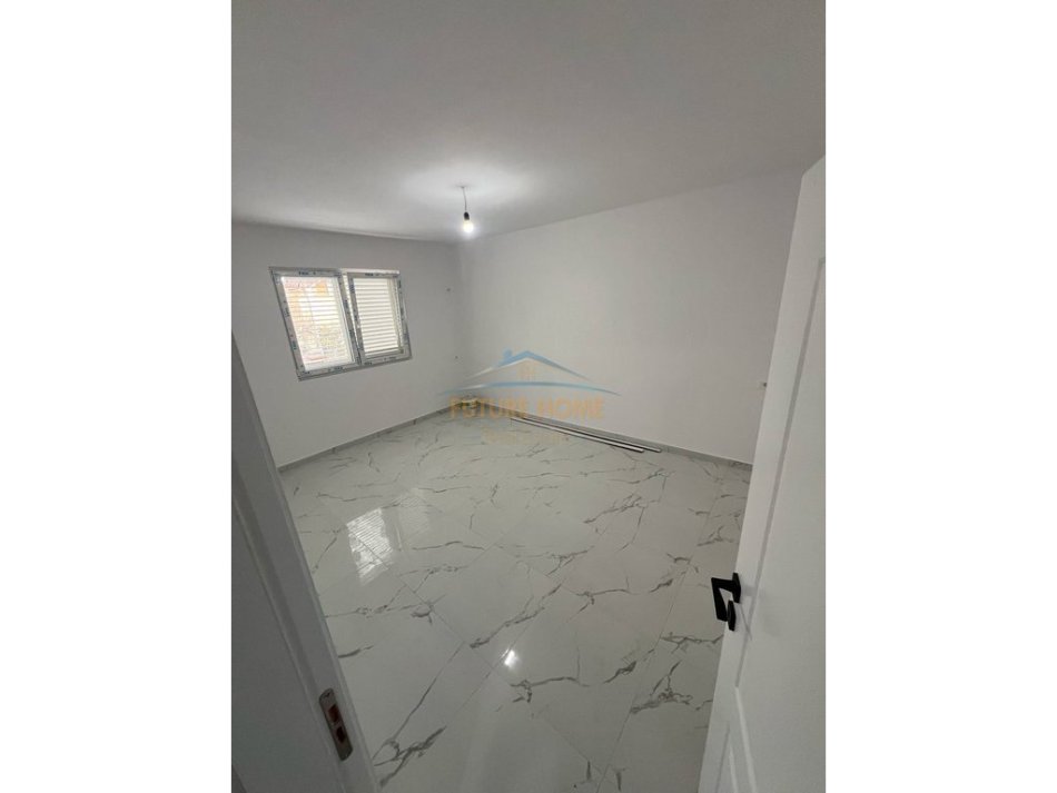 Tirane, jepet me qera apartament 2+1 Kati 1, 73 m² 600 € (Oxhaku, Tirane)